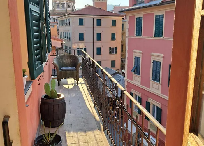 Terrazza Nel Centro Storico Апартаменты Рапалло